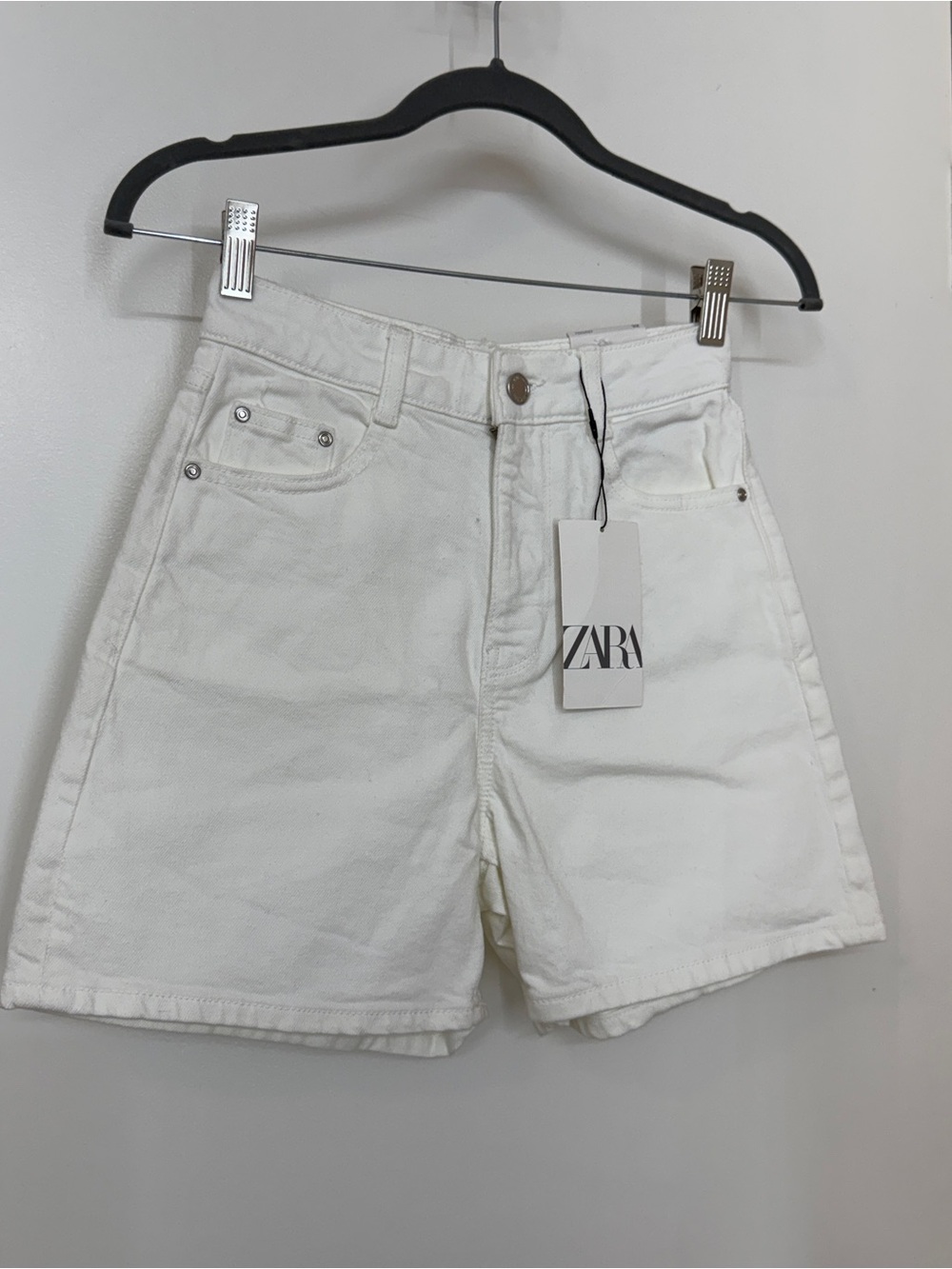 Zara Womens Size 0 White High Rise Mom Shorts Denim 5-Pocket 7223/027/250
